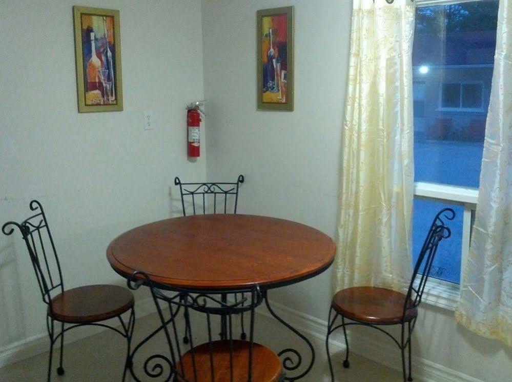 Sharodon Sands Motel Wasaga Beach Εξωτερικό φωτογραφία